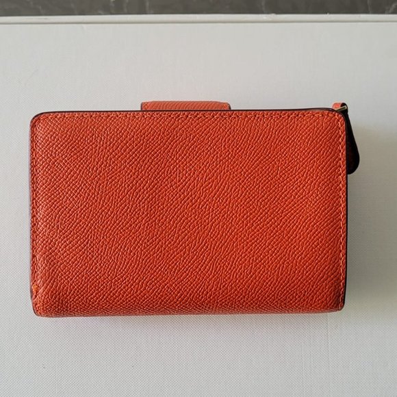 (SOLD) $108 *NEW* COACH Mango Corner Zip Wallet - Picture 3 of 7